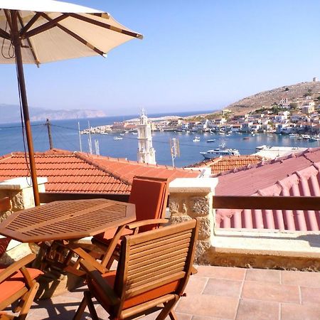 Bright Sun Villas Chalki Town Екстериор снимка