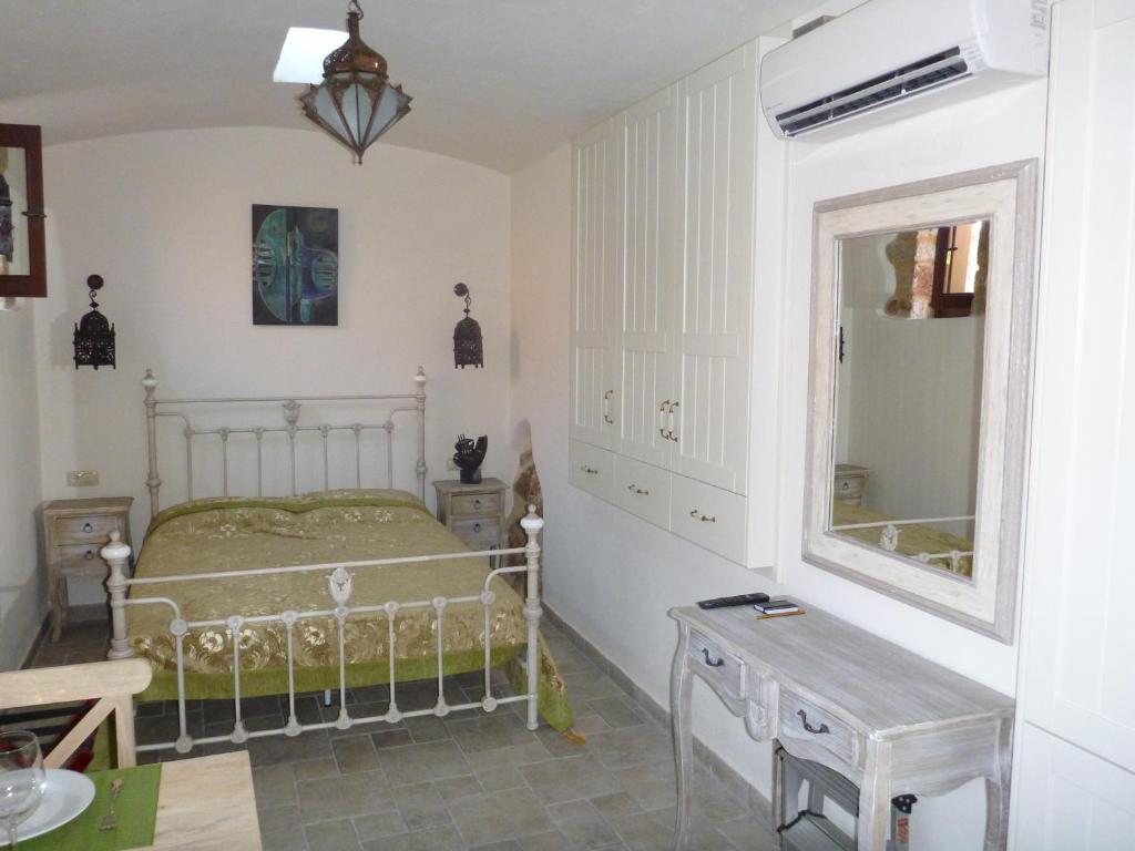 Bright Sun Villas Chalki Town Стая снимка